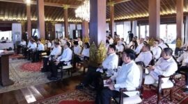 Presiden Republik Indonesia Prabowo Subianto kumpulkan Calon Menteri dan wakil Menteri di Istana Merdeka Jakarta, Minggu (20/10/2024). Matapedia6.com/ Istimewa