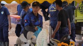 Warga Rempang yang pindah ke rumah baru, Senin (21/10). Foto:Humas BP