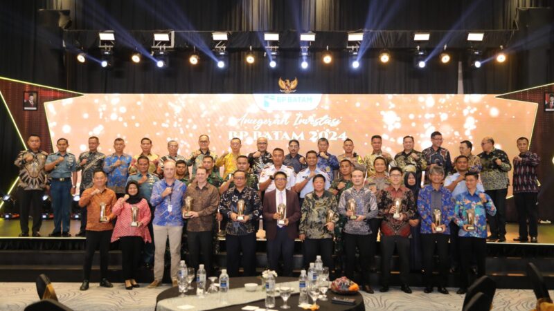 BP Batam anugerah investasi, Selasa (22/10). Foto:Ist