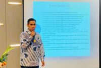 Direktur Eksekutif Liberte Institute, Indrayadi saat paparkan hasil survei di Batam, Sabtu (26/10). Foto:Istimewa