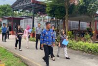 Kepala Lapas Kelas IIA Batam Heri Kusrita sambut kunjungan Perwakilan Bank BJB Cabang Batam dan Bank BJB Pusat dari Bandung, Senin (28/10/2024). Matapedia6.com/ Dok Lapas