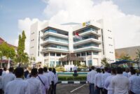 PLN Batam menggelar upacara bendera hari listrik dan sumpah pemuda beberapa hari lalu. Foto:Dok/Humas PLN