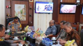 Perkuat iklim investasi yang aman dan kondusif di Batam, Pelaksana Harian (PLH) Kepala Badan Pengusahaan (BP) Batam, Purwiyanto, beserta sejumlah pejabat BP Batam, melakukan kunjungan ke Polda Kepulauan Riau (Kepri), Rabu (30/1/2024). Matapedia6.com/Dok Humas Polda