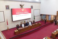 Rapat paripurna DPRD Batam pengumuman dan penetapan pimpinan definitif, Rabu (9/10). Foto:Rega/matapedia