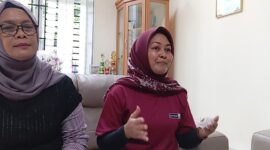 Ketua panitia Elin didampingi dewas rumah sakit, Jumat (11/10). Foto:Rega/matapedia