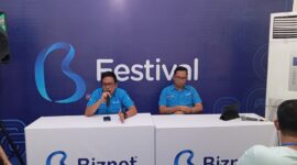 Adrianto Sulistyo Senior manager marketing dan
I Gede Novrada Budiartha Assistant Vp territory west 1 saat jumpa pers, Sabtu (19/10). Foto:rega/matapedia