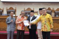 DPRD Batam dan Pemko Batam sepakat 18 Propemperda. Foto:Dok/DPRD