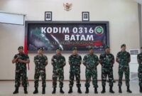 Dandim 0316, Kolonel Inf Rooy Chandra Sihombing pimpin upacara Korps Raport Masuk Satuan yang berlangsung di aula Makodim 0316/Batam. Matapedia6.com/Dok Kodim