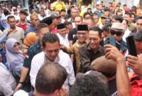 Pasangan gubernur Kepri nomor urut satu Ansar-Nyanyang dan calon walikota Amsakar-Li Claudia saat bertemu seluruh relawan di Paguba, Tembesi, Kota Batam, Kamis (21/11/2024). Matapedia6.com/Dok Agus