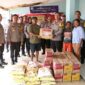 Kapolresta Barelang Kombes Pol Heribertus Ompusunggu Sunggu penyerahan bantuan sembako kepada beberapa panti asuhan di Kota Batam, Selasa (26/11/2024). Matapedia6.com/Dok Humas Polresta
