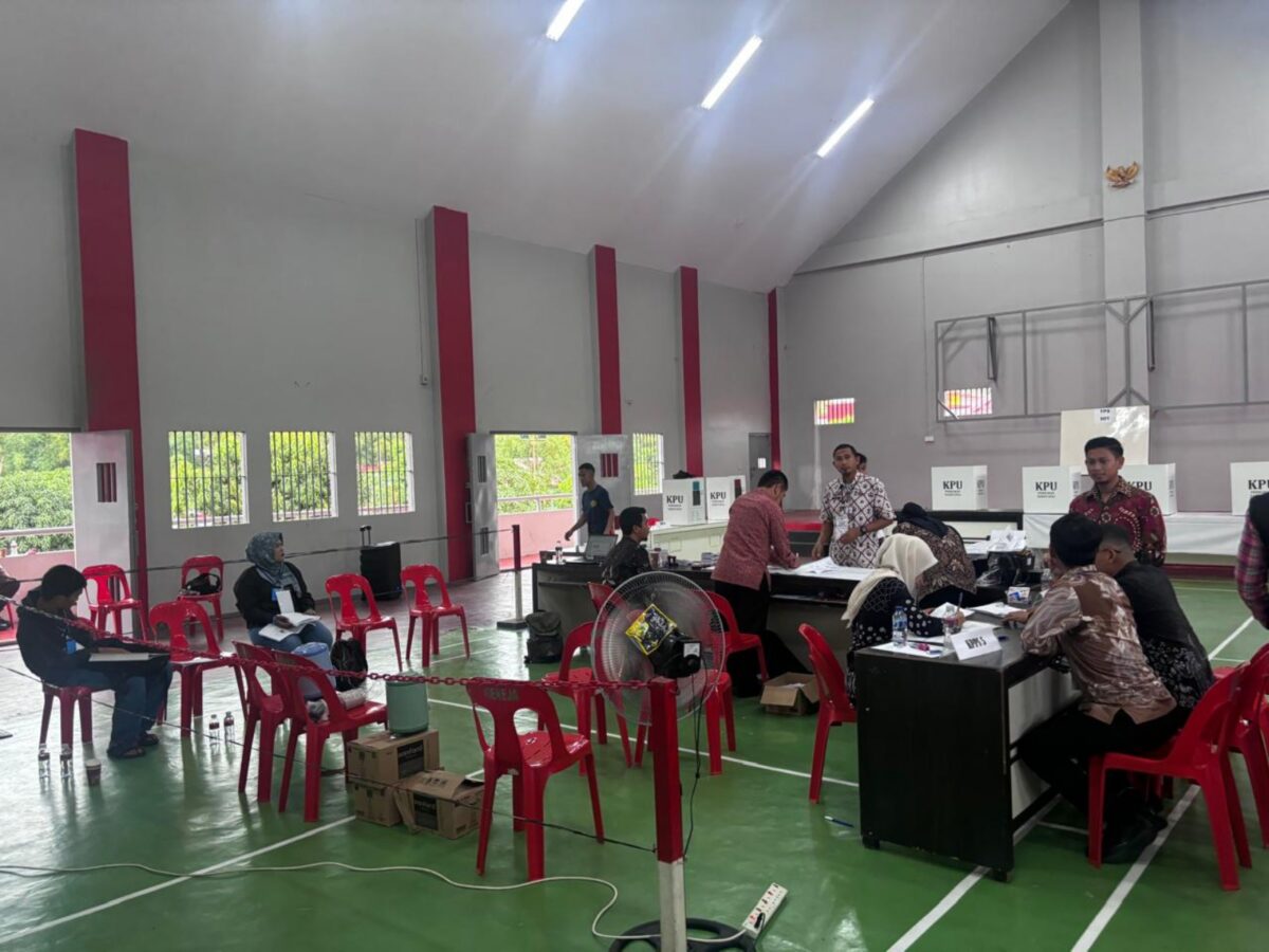 Antusiasme warga binaan Lapas Batam coblos di Pilkada 2024, Rabu (27/11). Foto:Rega/matapedia