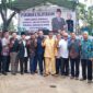 H Arlon Veristo bersama masyarakat Batu Aji, Sabtu (2/11/2024). Foto:Rega/matapedia