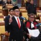 Gabriel Safto Ara Anggito Sianturi dilantik menjadi anggota DPRD Batam, Senin (11/11). Foto:Dok/Istimewa
