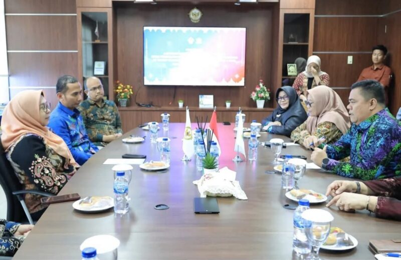 Pemkab Bintan bersama DPRD Bintan dan BPK Kepri beberapa hari lalu. Foto:Dok/Diskominfo 