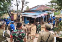 Tim terpadu saat melakukan pembongkaran kamar kos di salah satu rumah di Simpang Dam, empat penghuni kamar kos nya ketahuan menggunakan Narkotika jenis Sabu, Senin (2/12/2024) Matapedia6.com/Luci