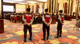 Pastikan rapat pleno terbuka KPU Kepri Polda Kepri turunkan 118 personel jaga pelaksanaan pleno di Trans Convention Centre, Jalan Adi Sucipto, Batu IX, Kecamatan Tanjung Pinang Timur, Kota Tanjung Pinang, sejak Minggu (8/12/2024).