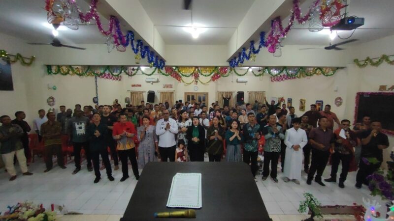Pegawai Lapas Kelas IIA Batam bersama Warga Binaan Pemasyarakatan serta tamu undangan rayakan Natal bersama, Jumat (14/12/2024). Matapedia6.com/ Dok Lapas Batam