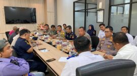 Pastikan Arus mudik Natal dan tahun baru berjalan lancar. Polresta Barelang gelar rapat Koordinasi bersama stake Holder yang lain di Kantor ASDP Punggur, Jumat (14/12/2024). Matapedia6.com/ Dok Humas Polresta