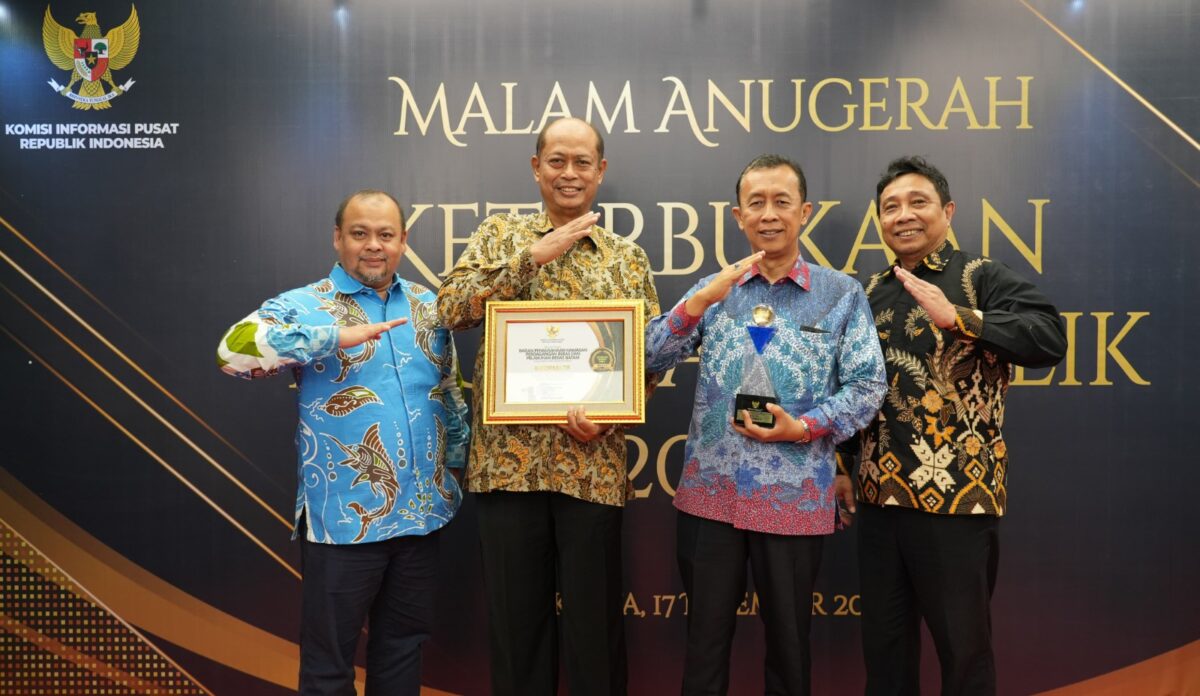 BP Batam terima penghargaan atas keterbukaan informasi publik. Foto:Istimewa