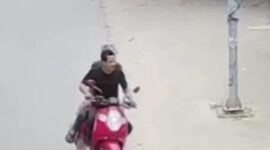 Screenshot video yang viral dua pelaku jambret beraksi di Bengkong Laut, Kota Batam Provinsi Kepri, Selasa (24/12/2024). Matapedia6.com/ Istimewa
