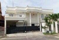 Rumah mewah yang ada di jalan Cemara mas nomor 10 Suka Jadi Batam Centre, yang di geledah BNNP Kepri, Kamis (5/12/2024). Matapedia6.com/ Luci