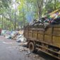 Armada DLH Batam yang mengangkut sampah 20 ton, Rabu (8/1). Foto:Diskominfo