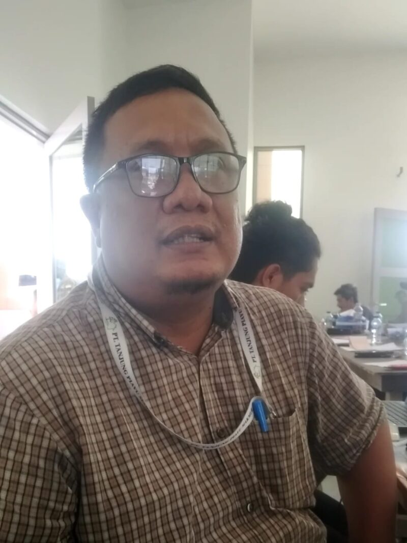 Ketua Tim Pembebasan Lahan PT TPM, Eka Teguh Kurniawan. Matapedia6.com/Zalfirega