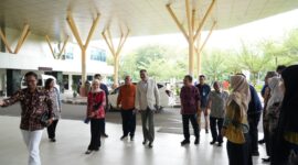 Kunjungan kerja Mayapada dan Apollo Hospital India ke RSBP Batam, Sabtu (19/1). Foto:BP Batam