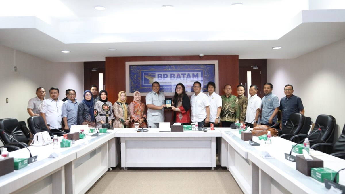 DPRD Jawa Timur berkunjung ke BP Batam, Selasa (21/1/2025). Foto:Dok/Humas BP