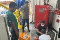 Polsek Batu Aji tengah olah TKP penemuan kru kapal gantung diri. Foto:Dok/Polsek