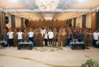 Peserta Bimtek foto bersama disela kegiatan yang dilaksanakan di di Planet Holiday Batam, Seijodoh, Batuampar, pada Senin (10/2/2025).Matapedia6.com/Diskominfo