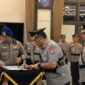 Brigjen Pol Asep Syafrudin saat menandatangani serah terima jabatan di Mabes Polri, Sabtu (1/2/2025). Matapedia6.com/Dok Humas Polda