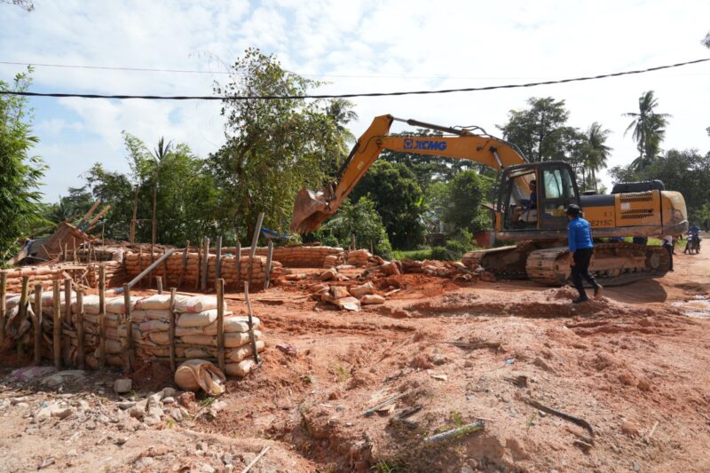 BP Batam melalui Ditpam tertibkan tambang pasir ilegal di Nongsa. Foto:Humas BP