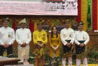 Pimpinan DPRD Batam foto bersama dengan pasangan wali Kota dan Wakil Walikota terpilih  kota Batam, usia paripurna penetapan walikota Batam Periode 2024-2029. Matapedia6.com/Diskominfo