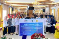 Uniba bersama SMK 7 Negeri Batam. Foto:Dok/Agus