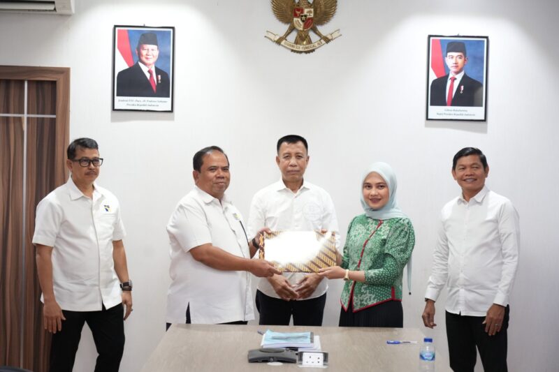 Serah terima jabatan Direktur RSBP Batam. Foto:Dok/Humas BP