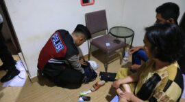 Tim gabungan yang dipimpin Ditresnarkoba Polda Kepri razia Tempat hiburan Malam di Kota Batam, Sabtu (21/2/2025).Matapedia6.com/Dok Humas Polda