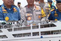 Kapolda Kepri Irjen Pol Asep Syafrudin bersama unsur pimpinan FKPD meninjau arus mudik di Kota Batam, Jumat (28/3/2025). Matapedia6.com/Luci