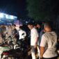 Anggota Polsek Batam Kota saat mendatangi salah satu lokasi yang sering menjadi titik kumpul anak muda di malam hari, Sabtu (8/3/2025). Matapedia6.com/Dok Polsek
