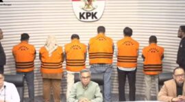 Ketua KPK, Setyo Budiyanto saat memberikam keterangan pers operasi tangkap tangan terhadap anggota DPRD dan kepala dinas di Kabupaten Oku, Minggu (16/3/2025). Matapedia6.com/Screenshot youtobe KPK