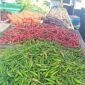 Cabai merah yang dipajang pedagang di lapaknya di salah satu pasar yang ada di Kota Batam, Kamis (13/3/2025). Matapedia 6.com/Luci