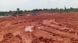 Salah satu lahan yang dulunya lahan hijau berubah fungsi jadi perumahan di Kota Batam, Minggu (23/3/2025) Matapedia6.com/Luci