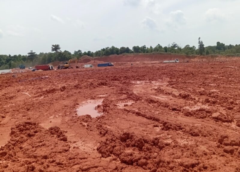 Salah satu lahan yang dulunya lahan hijau berubah fungsi jadi perumahan di Kota Batam, Minggu (23/3/2025) Matapedia6.com/Luci