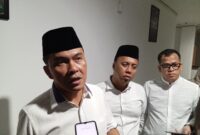 Kepala Kejari Batam, I Ketut Kasna Dedi dan Kasi Intel serta Kasi Pidsus Kejari Batam saat diwawancara wartawan, Selasa (25/3). Foto:Rega/matapedia