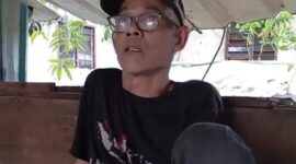 Herman salah satu penghuni kos yang ada di blok V Lubuk Baja Kota Batam Provinsi Kepri, Kamis (3/4/2025). Matapedia6.com/Luci
