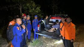 Tim SAR gabungan berhasil menyelamatkan empat remaja yang tersesat di Hutan menuju Telaga Bidadari, Kota Batam, Kamis (3/4/2025). Matapedia6.com/Dok Tim Sar