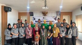 Rutan Batam salurkan bantuan kepada keluarga warga binaan di HUT HBP ke61. Foto:Dok/Ist