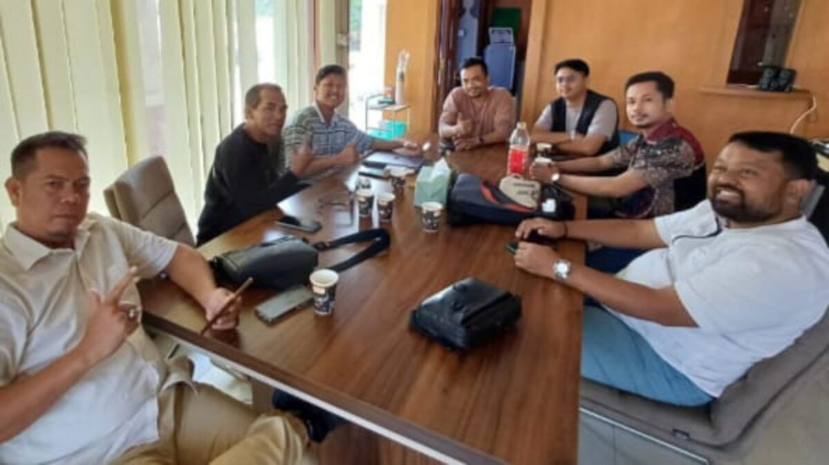 Panitia balon penjaringan ketua PWI Batam. Foto:Dok/Ist