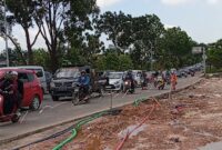 Arus lalu lintas dari arah bundaran Base Camp menuju Simpang Putri Hijau macet parah, Selasa (1/4/2025). Matapedia6.com/Luci