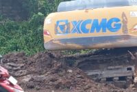 Pelebaran jalan menuju Kantor Camat Sagulung diprioritaskan pembangunan drainase, Senin (14/4). Foto:matapedia
